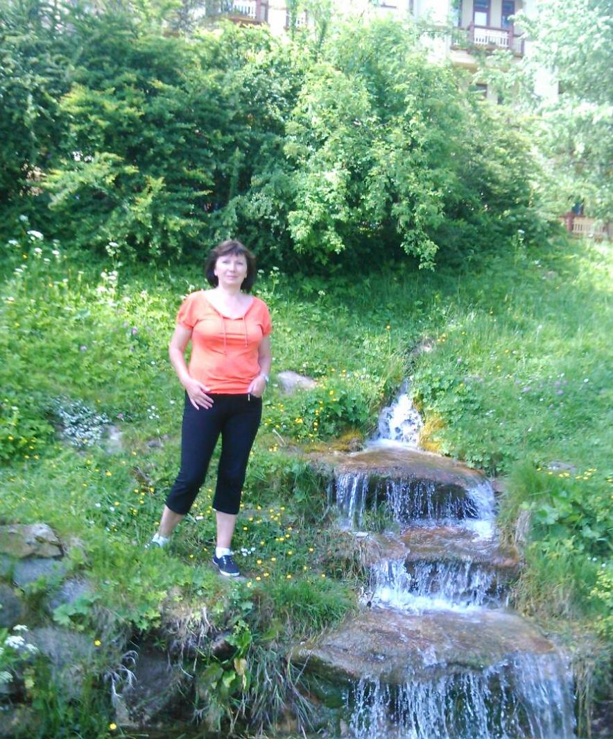 image-9799da7e12abbf7b9fcae9049257f5b40fa9b26212d2c130a9092cd7e9b18ba0-V(1)
